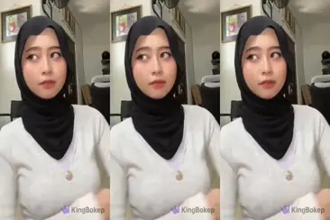 Dokumentasi Gadis Gresik Cantik Part 2 Live Kasur