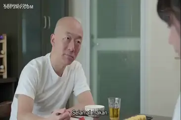 Gadis Cantik Pasrah Goyang Kasur Kerabat