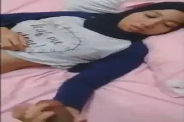 Tante Istri Cantik Pasrah Goyang Kasur Kost
